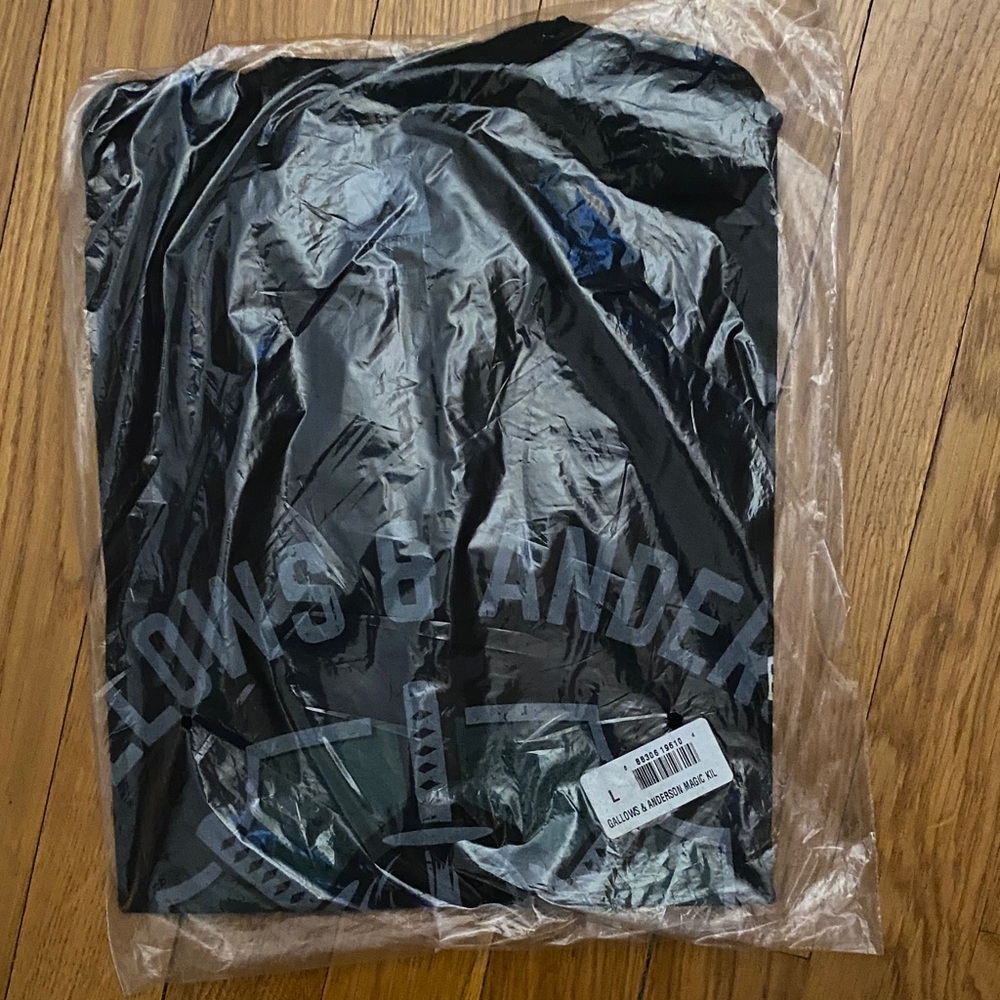 Men's Black shirt